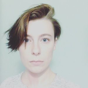 Meet your Posher, Phin